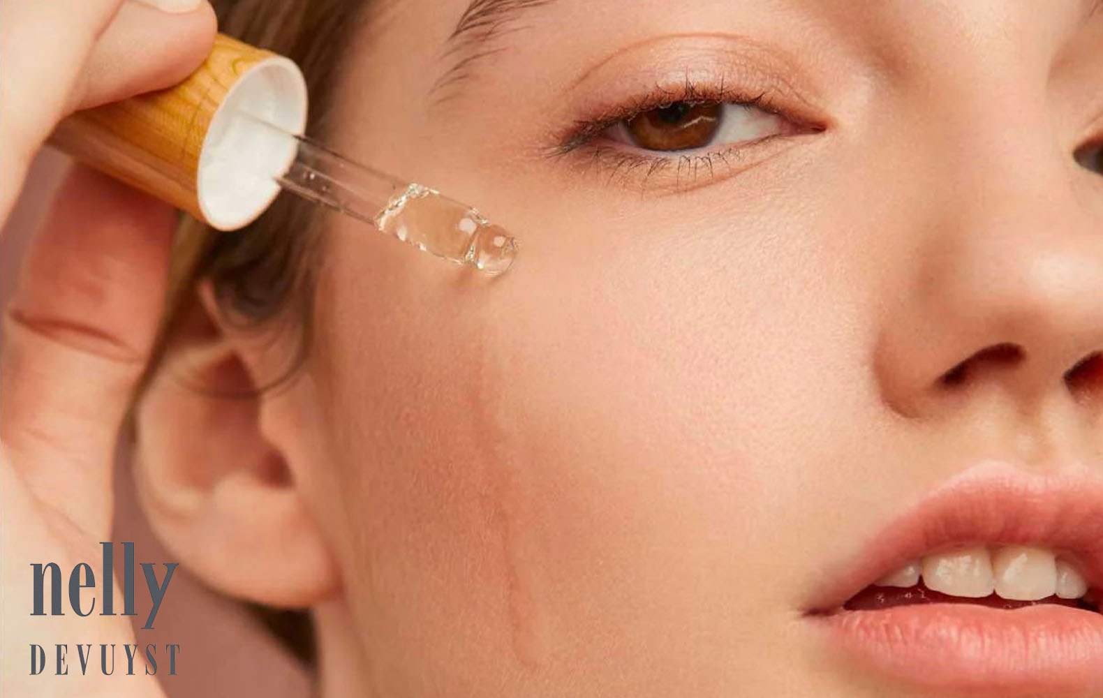 Hướng dẫn cách dùng retinol cho người mới bắt đầu từ A - Z
